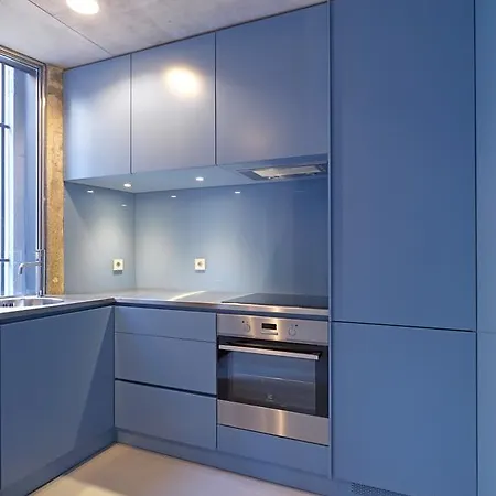 Feels Like Breiner 310 Design Modern Flats פורטו