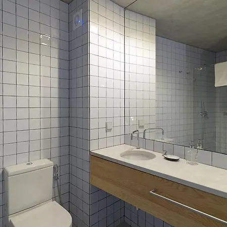 Feels Like Breiner 310 Design Modern Flats
